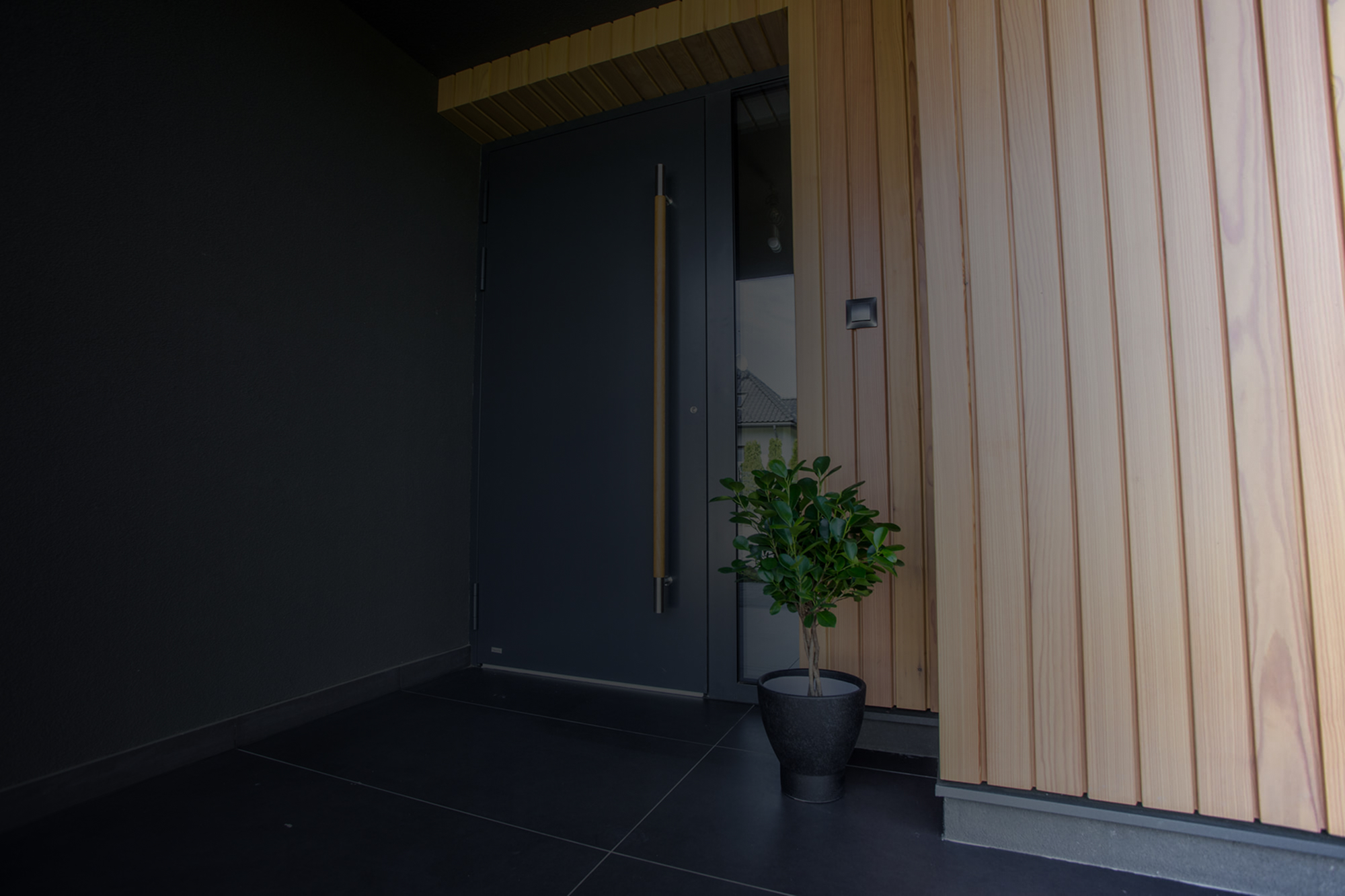 bg-bespoken-entrance-doors
